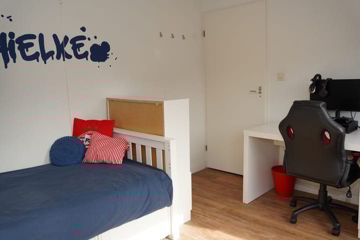 Foto 27 van Regulus 8