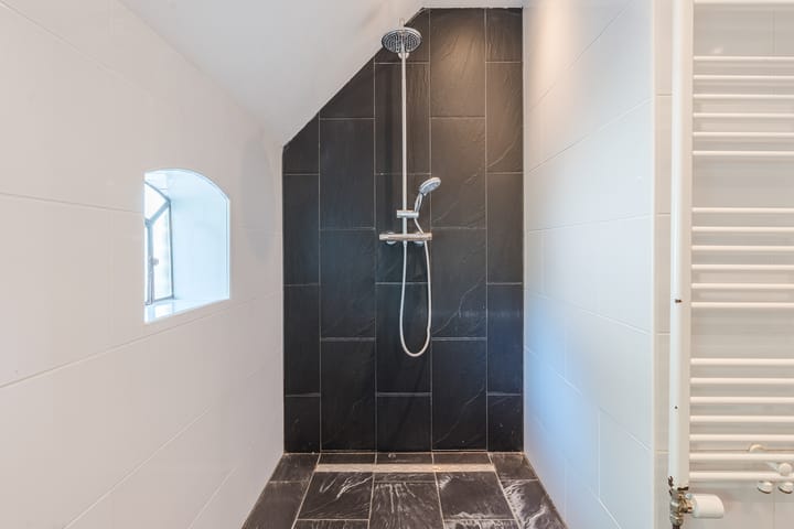 Photo 18 of Veeningen 21