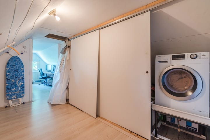 Photo 25 of Veeningen 21