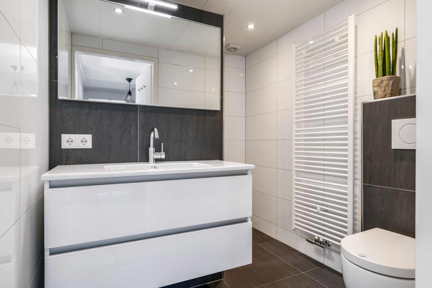 Foto 44 van van der Grijnstraat 33