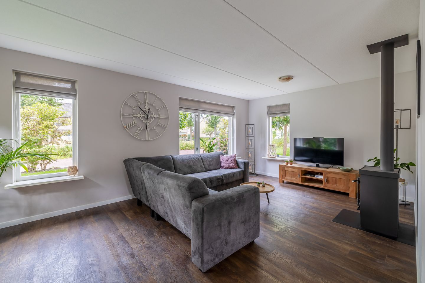 Foto 10 van Burgemeester Falkenaweg 203-B