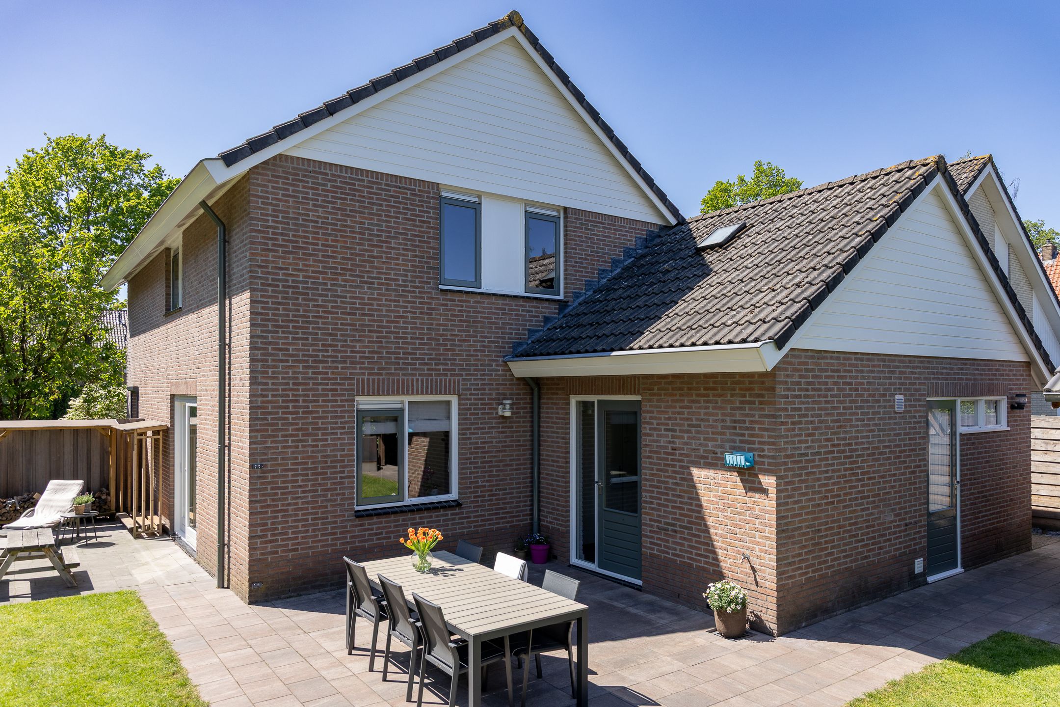 Foto 36 van Burgemeester Falkenaweg 203-B