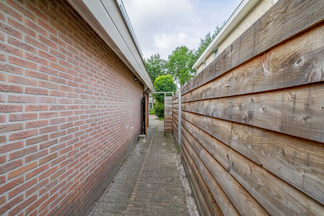 Foto 37 van Burgemeester Falkenaweg 203-B