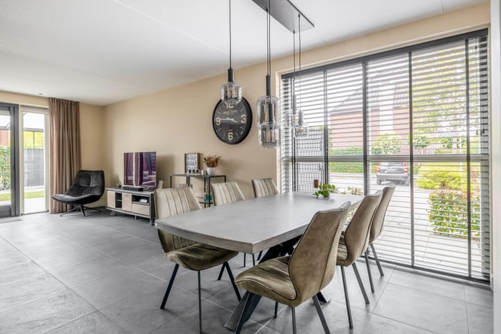 Foto 10 van Schorpioen 53