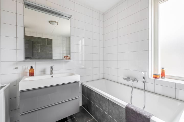 Foto 21 van Schorpioen 53