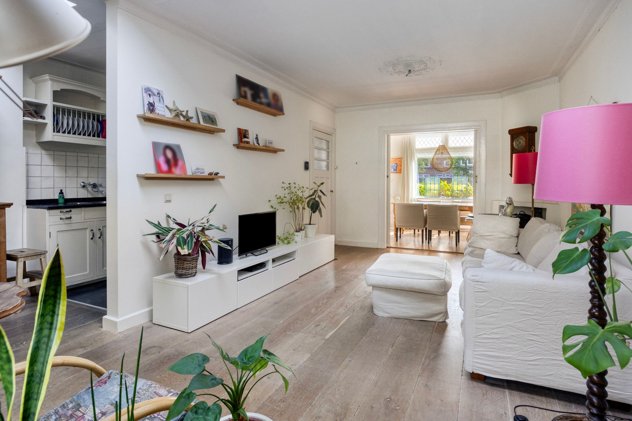 Photo 6 of Huygensstraat 41