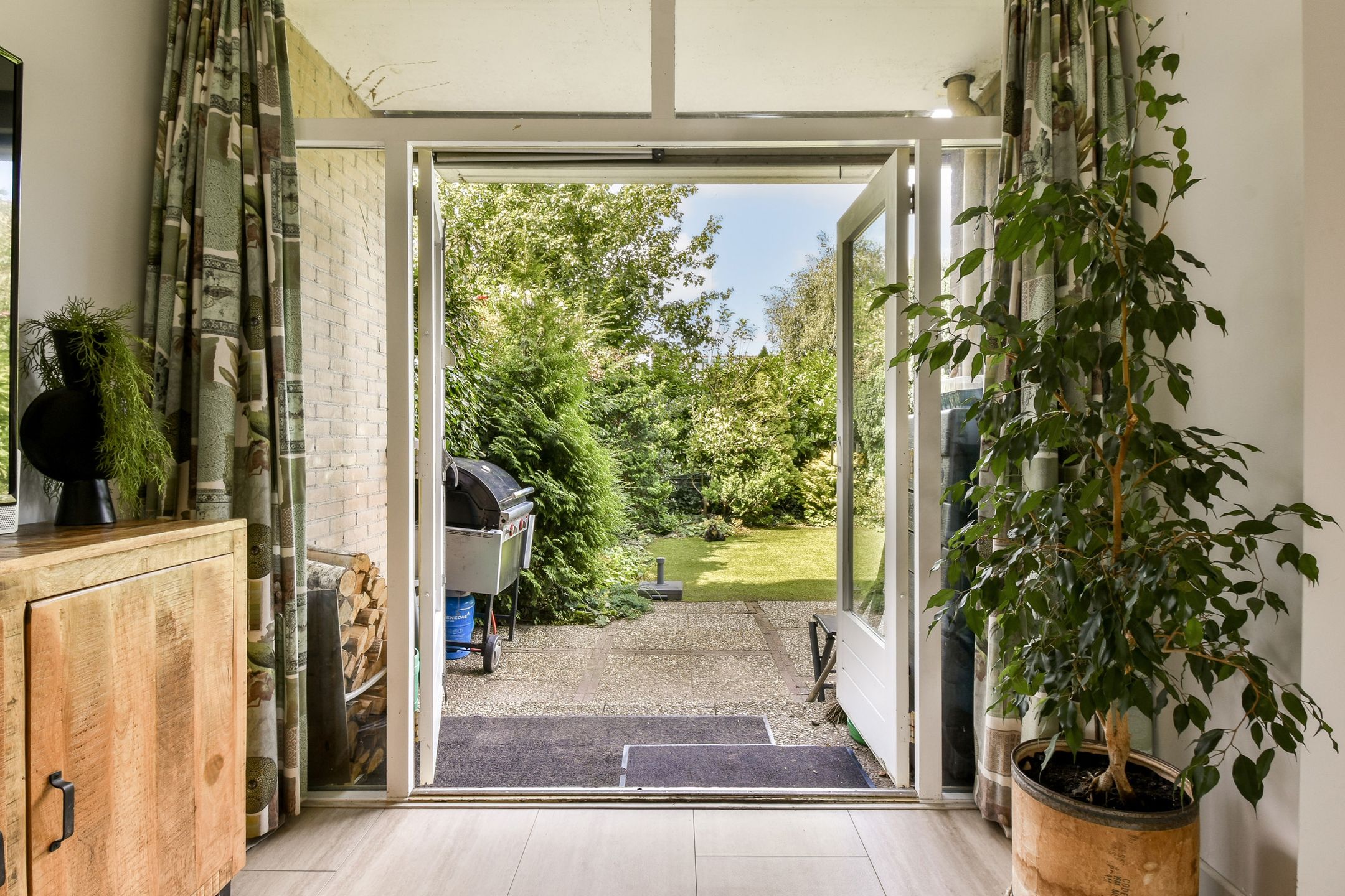 Photo 12 of Klimroos 27