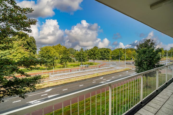 Foto 15 van Burgemeester Caan van Necklaan 132