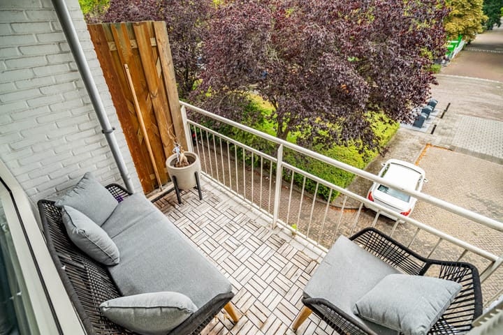 Foto 23 van Burgemeester Caan van Necklaan 132