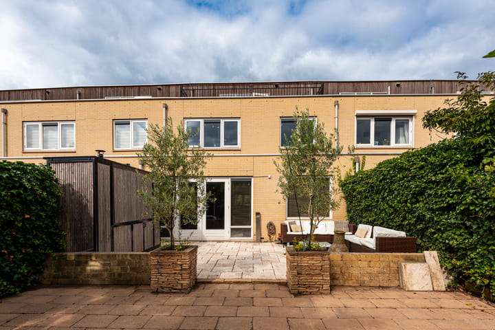 Foto 1 van Fluweelmos 8