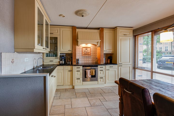 Foto 9 van Fluweelmos 8