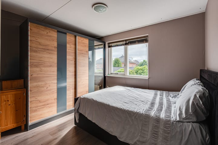 Foto 16 van Fluweelmos 8