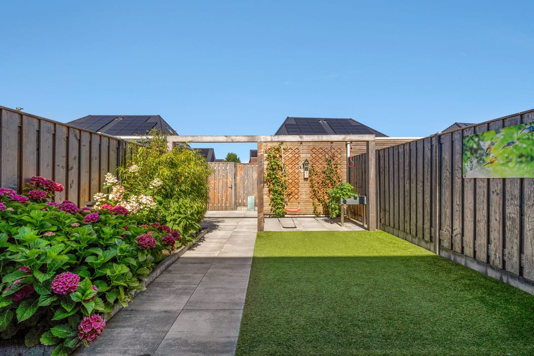 Photo 16 of Fibula 43