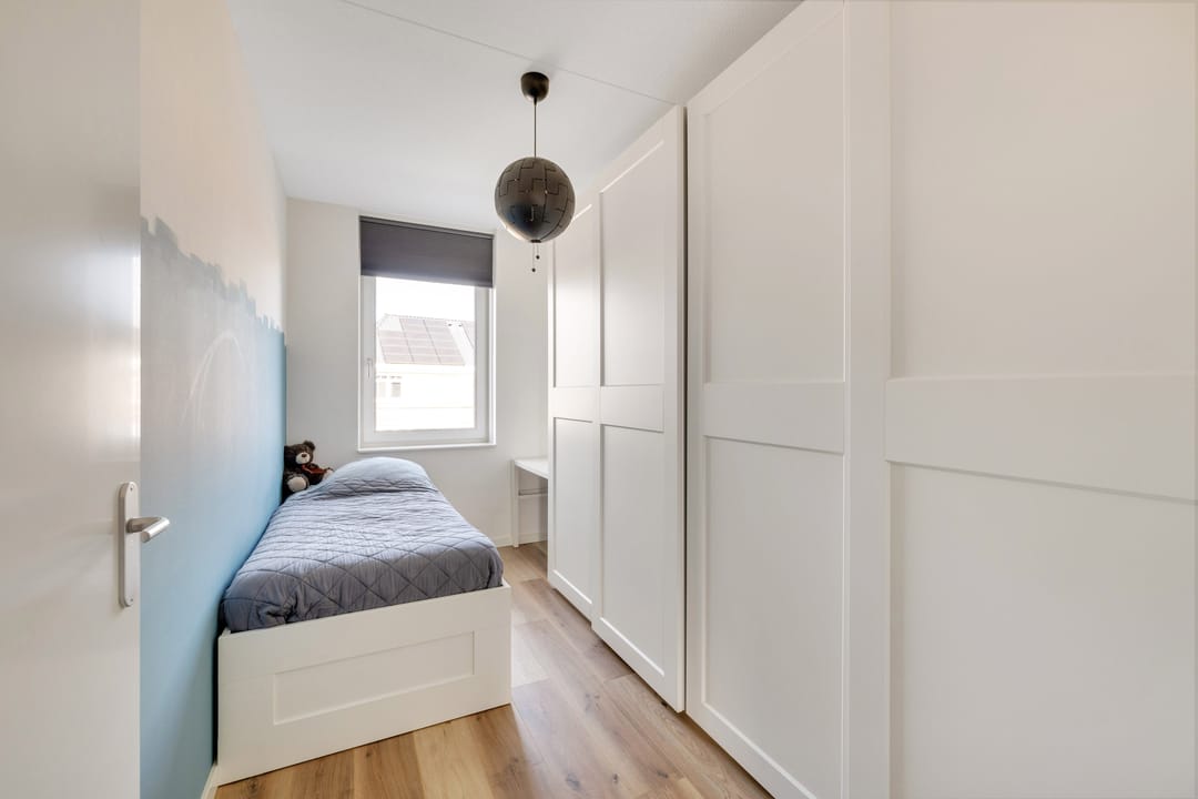 Photo 26 of Fibula 43