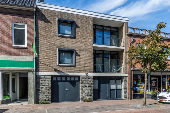 Foto 1 van Beekstraat 30