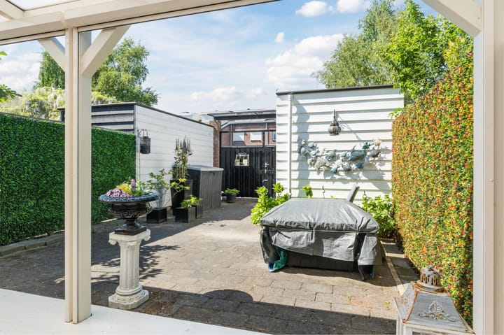 Photo 5 of Binnenhof 13