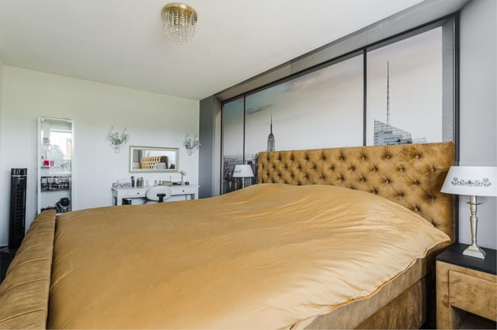 Photo 24 of Binnenhof 13