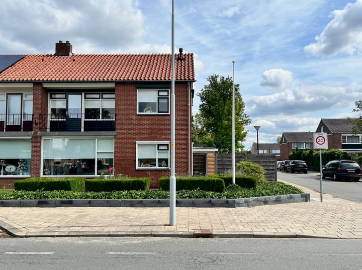 Foto 4 van Cederstraat 1