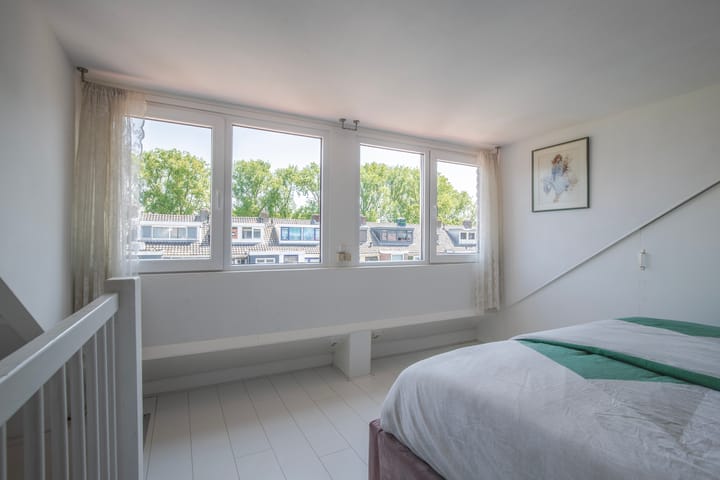 Foto 32 van Hazelaarstraat 57