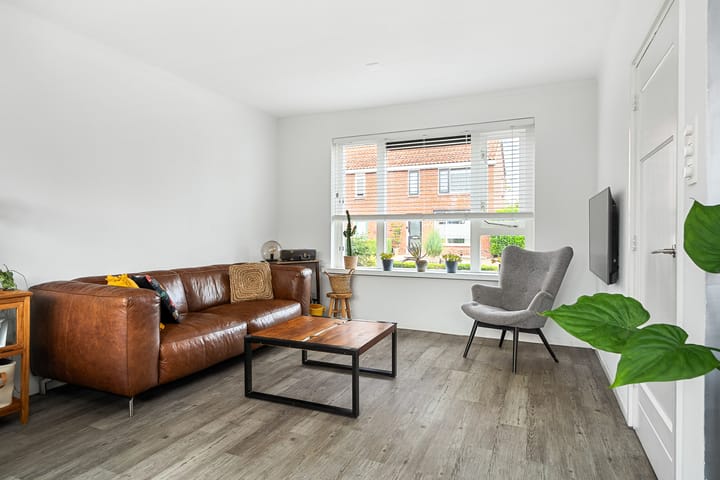 Foto 3 van Jogchum Nieuwenhuisstrjitte 80