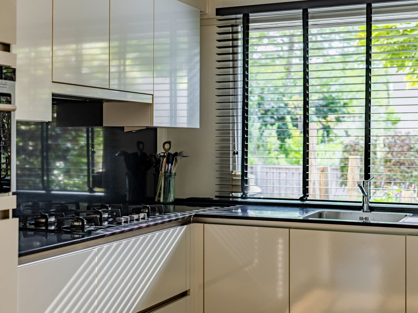 Photo 10 of C.A. Weersma-van Duinstraat 41