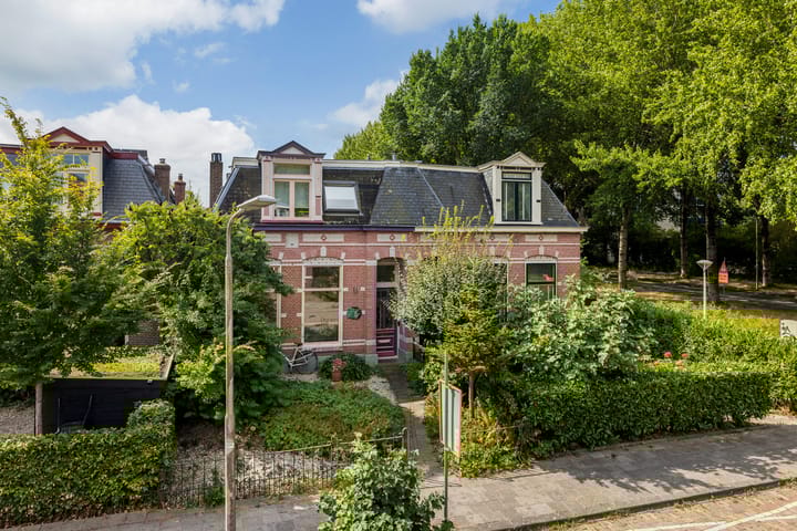 Foto 38 van Huizumerlaan 40