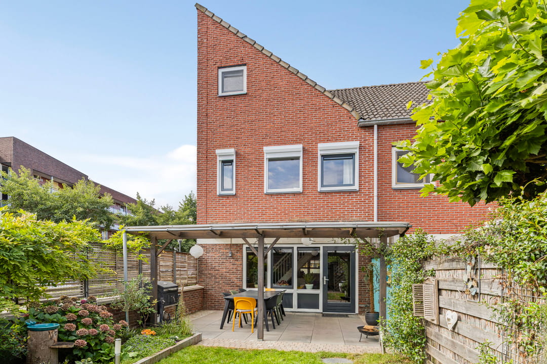 Photo 2 of Annelies Kingmahof 17