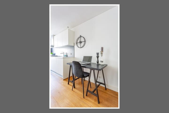 Photo 8 of Sint Willibrordusstraat 26-2