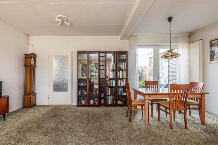 Photo 10 of Prinses Margrietplantsoen 1