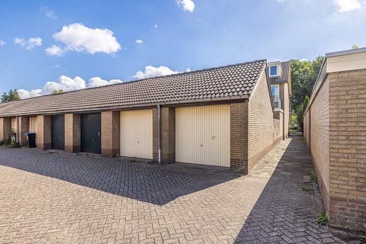 Photo 37 of Prinses Margrietplantsoen 1