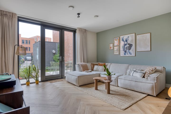 Foto 7 van Theo Dobbestraat 187