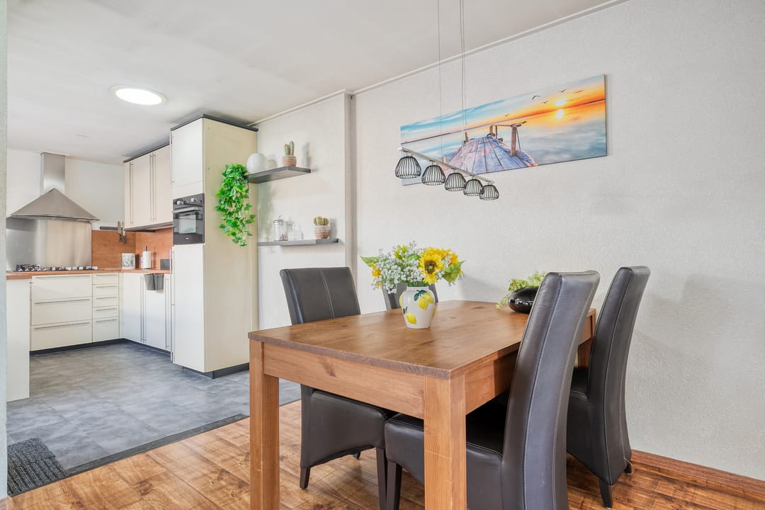 Photo 13 of Cort van der Lindenlaan 15