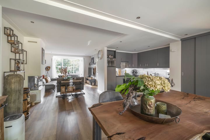 Photo 10 of Thorbeckelaan 43