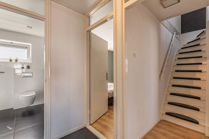 Foto 14 van Vincent van Goghlaan 9