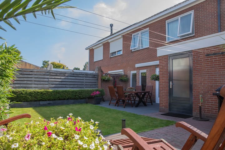 Foto 24 van Vincent van Goghlaan 9