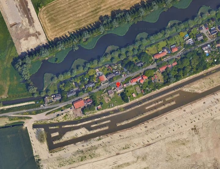 Photo 10 of Wieldrechtse Zeedijk 102-A