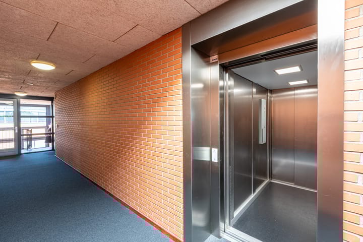 Foto 7 van Riouwstraat 78