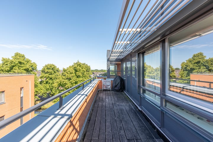 Foto 22 van Riouwstraat 78