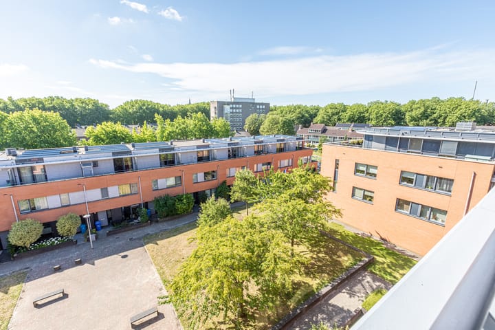 Foto 23 van Riouwstraat 78