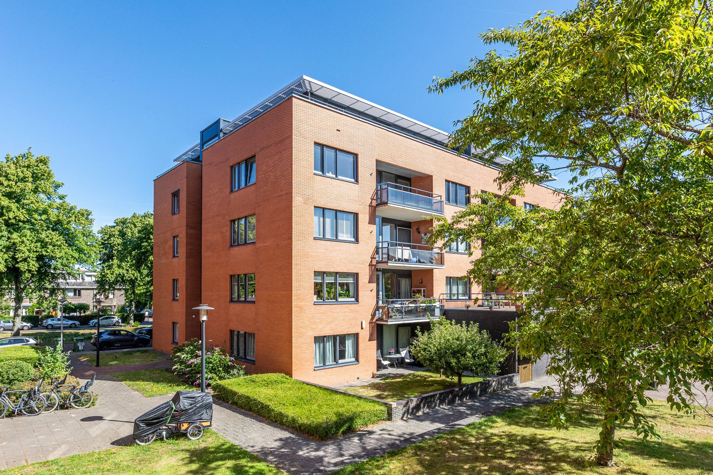 Foto 25 van Riouwstraat 78