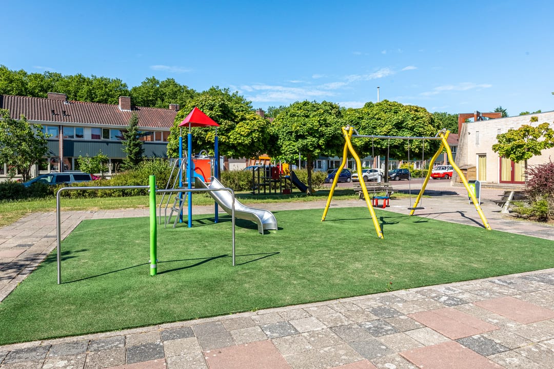 Foto 28 van Riouwstraat 78