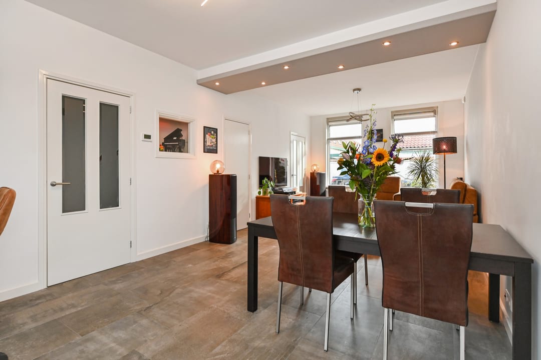 Foto 8 van 1e Van Reenenstraat 10