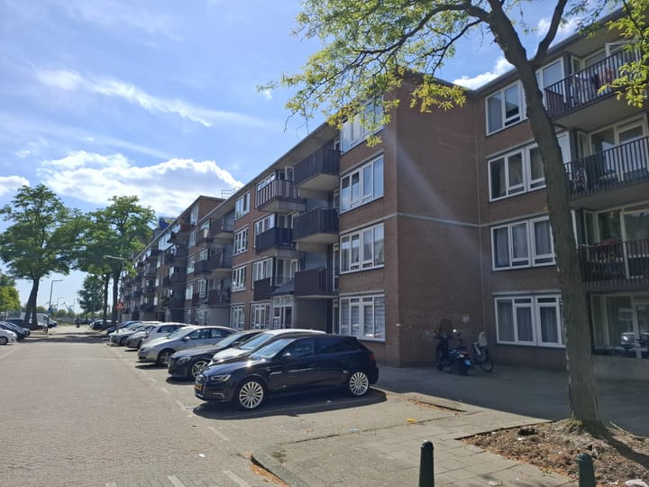 Foto 1 van Baloeranstraat 47