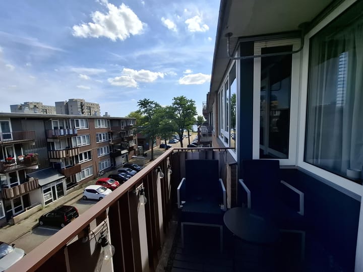 Foto 15 van Baloeranstraat 47