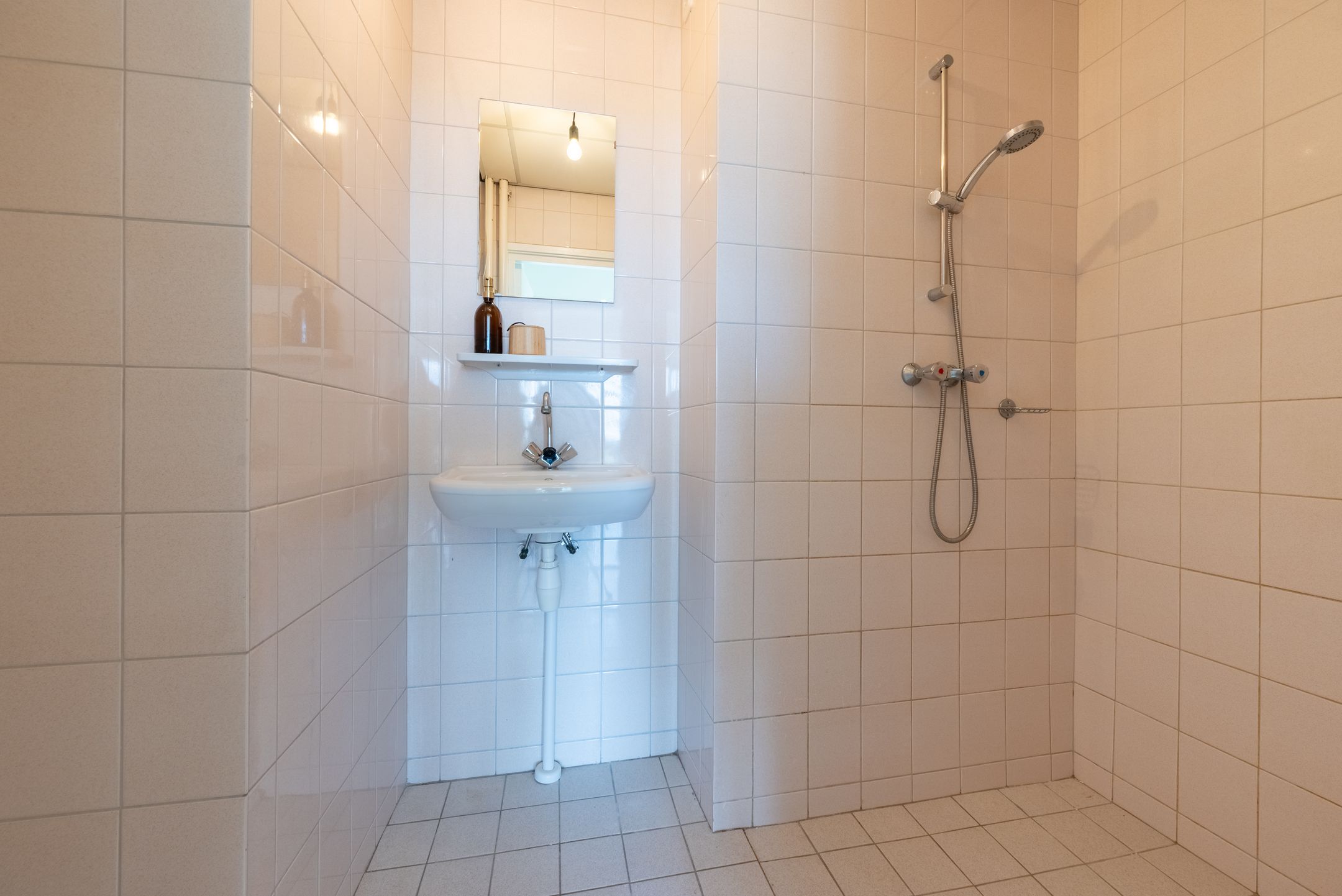 Photo 9 of Koningin Wilhelminalaan 16-D