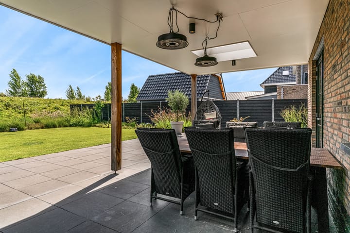 Photo 61 of Laan van Broekhorn 78