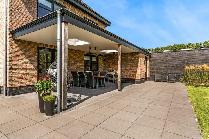 Photo 64 of Laan van Broekhorn 78