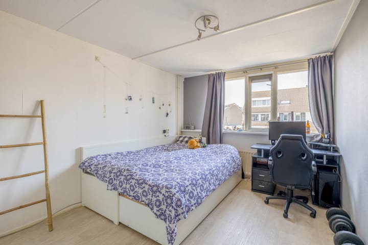 Foto 15 van Klaproosstraat 10