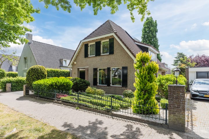 Photo 2 of Langendijk 110