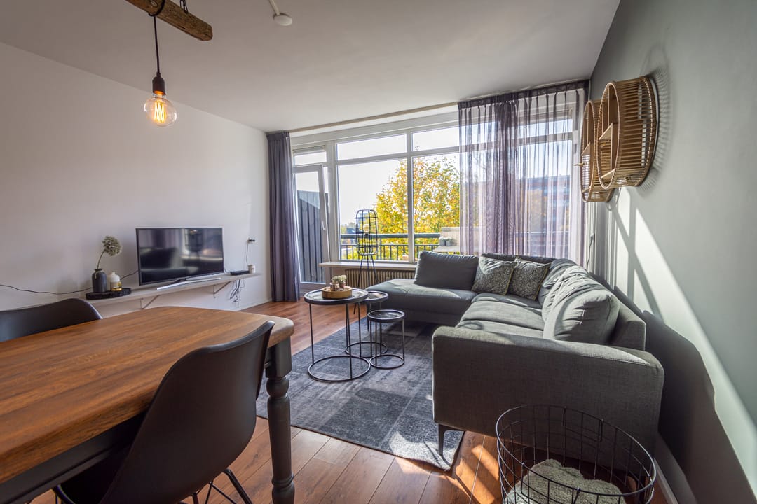 Photo 2 of F. Zernikestraat 45